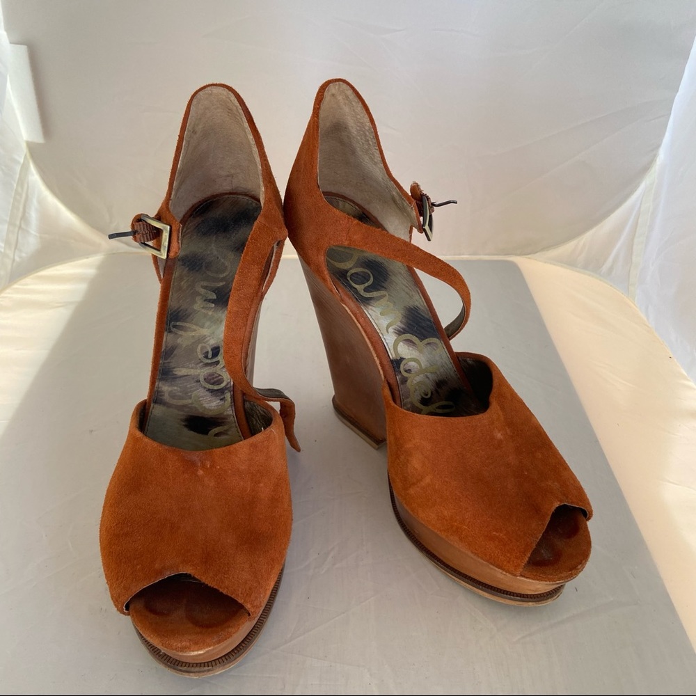 Sam Edelman Rust Suede Wedges Size 8.5